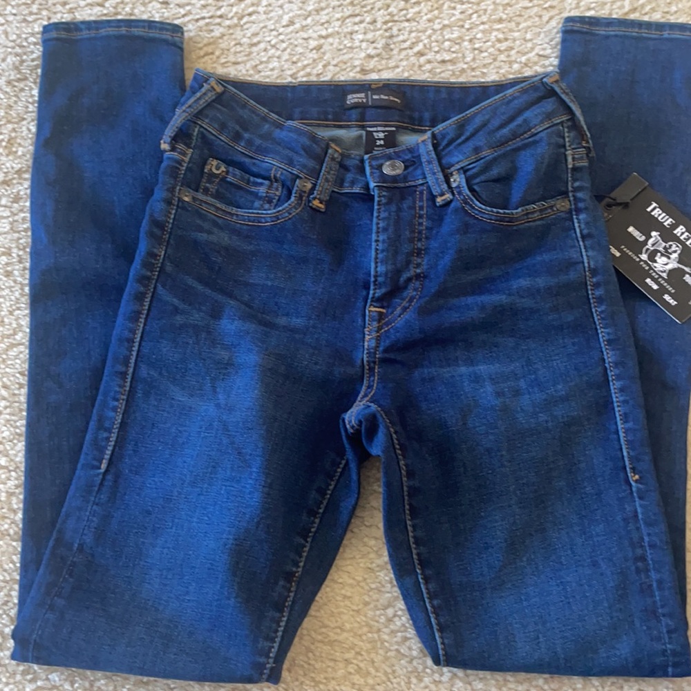 True Religion Jennie Mid-Rise Skinny Jeans